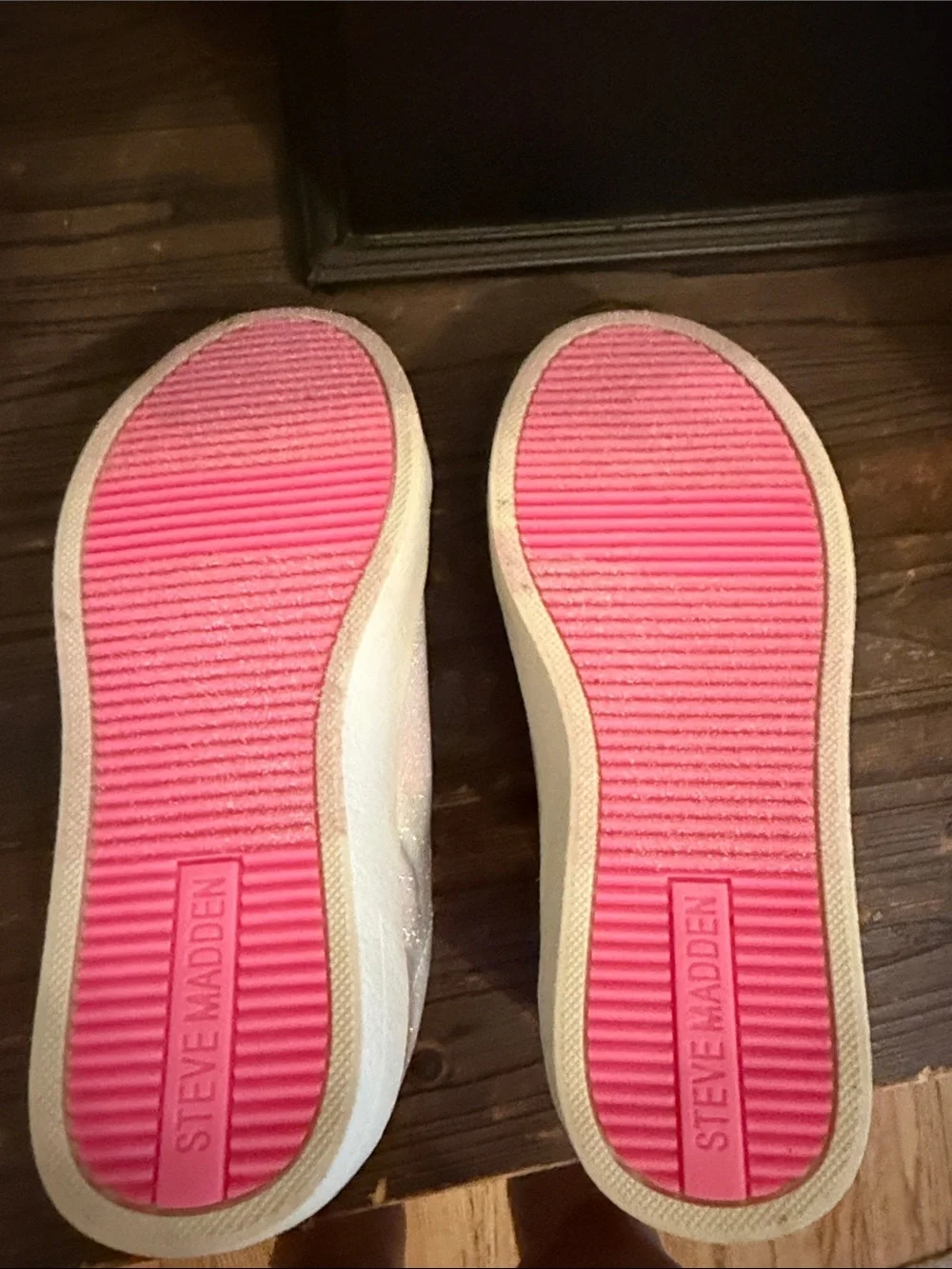 Steve Madden Kids Metallic Pink & White Charm Sneakers